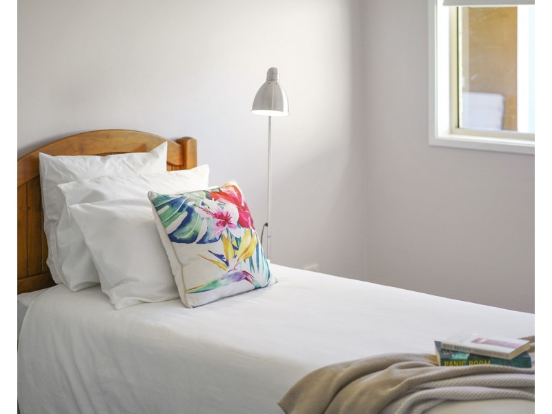 77 Decora Crescent, Warabrook NSW 2304