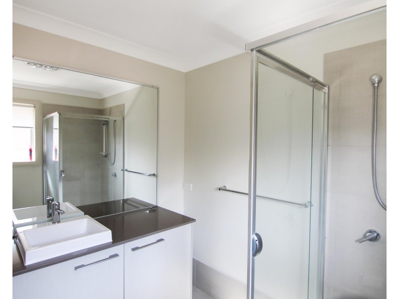 63 Adeline Crescent, Fletcher NSW 2287