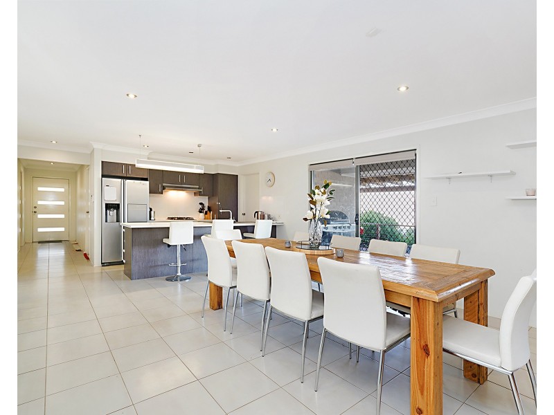 7 Kimberley Place, Macquarie Hills NSW 2285