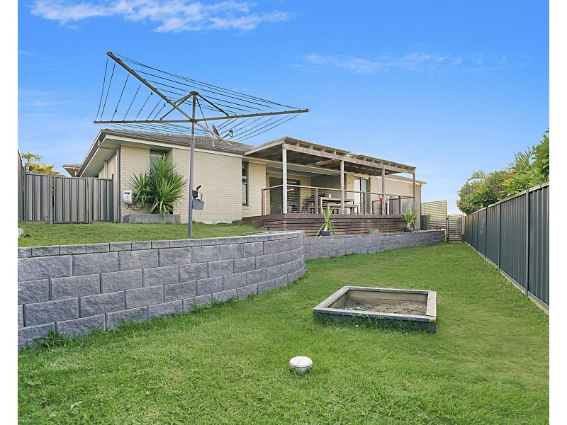 7 Kimberley Place, Macquarie Hills NSW 2285