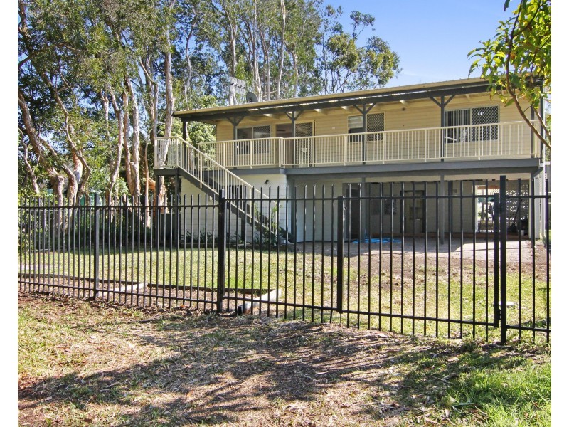 9 Malvern Road, Lemon Tree Passage NSW 2319