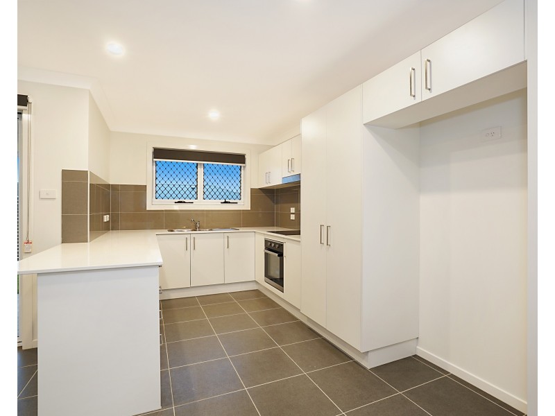 23 Apple Street, Fern Bay NSW 2295