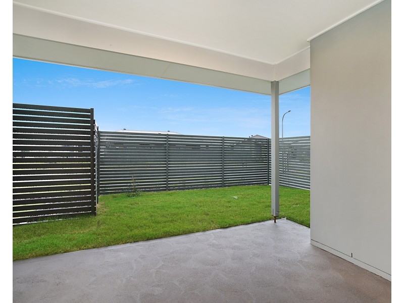 23 Apple Street, Fern Bay NSW 2295