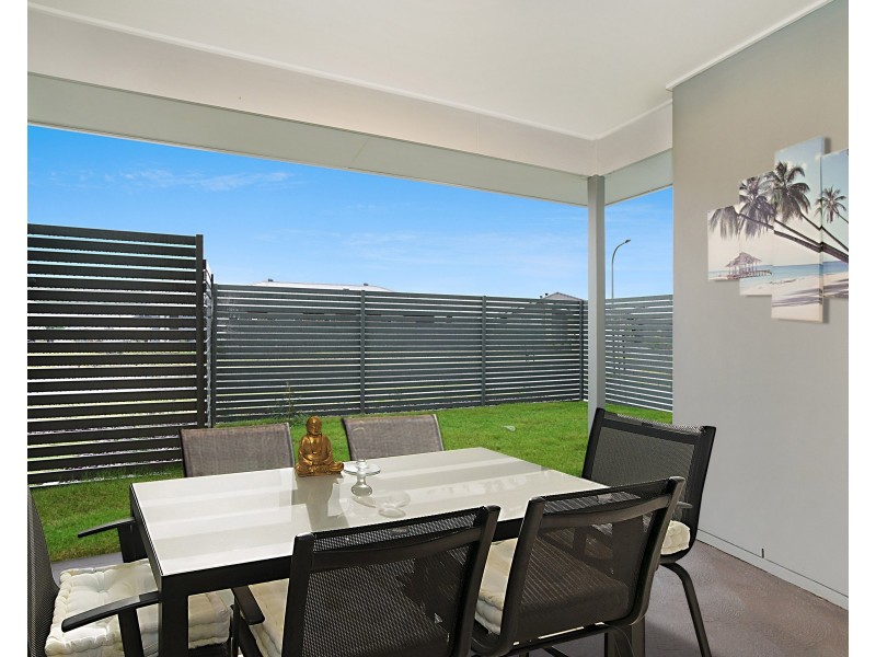 23 Apple Street, Fern Bay NSW 2295