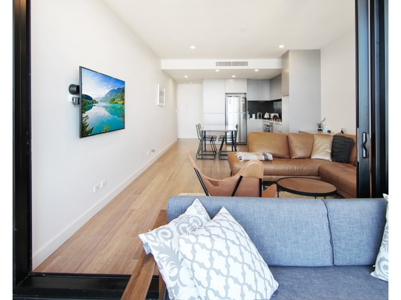B811/75 Shortland Esplanade, Newcastle NSW 2300