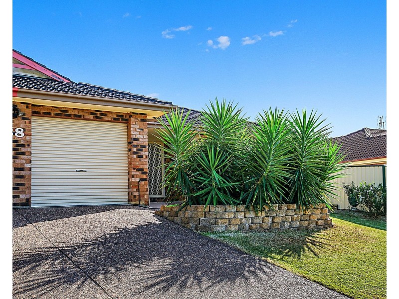 2/38 Callan Avenue, Maryland NSW 2287