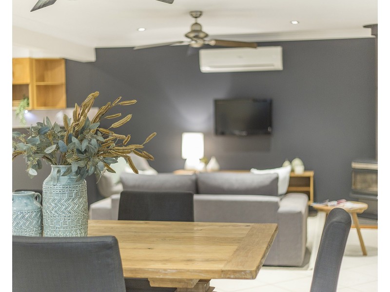 4 Berwick Crescent, Maryland NSW 2287