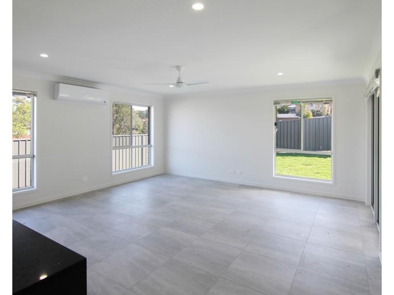 2a Turnbull Street, Fennell Bay NSW 2283