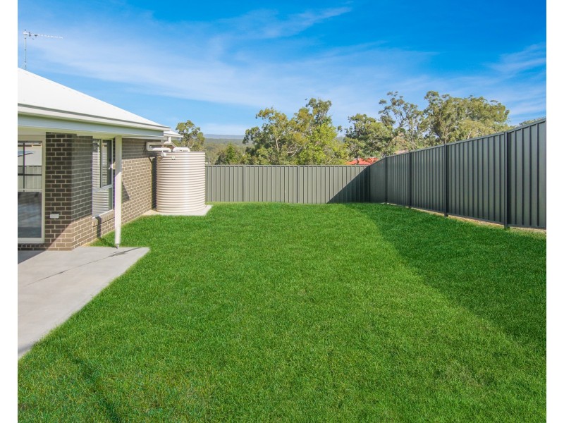2a Turnbull Street, Fennell Bay NSW 2283