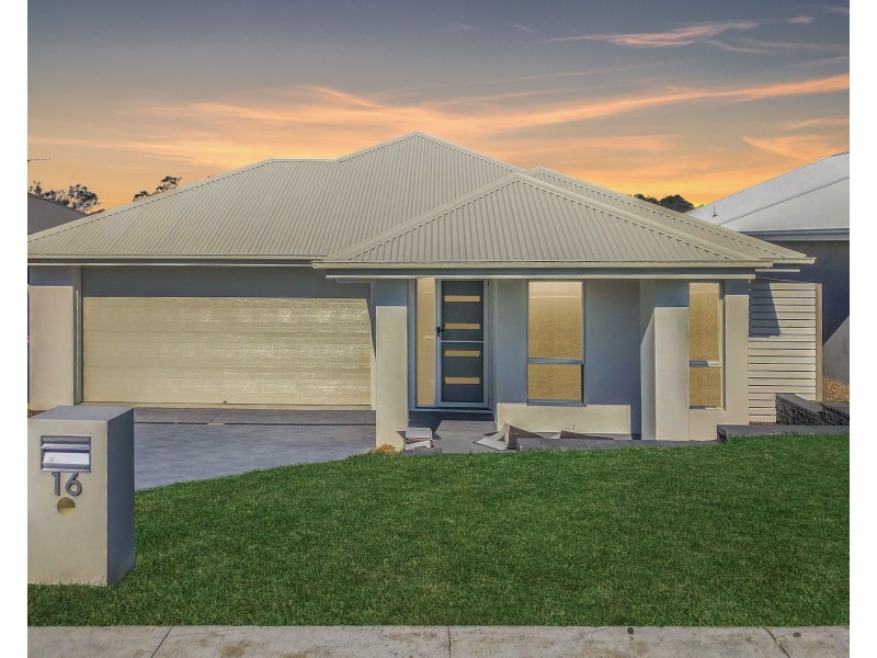 16 Innes Street, North Rothbury NSW 2335