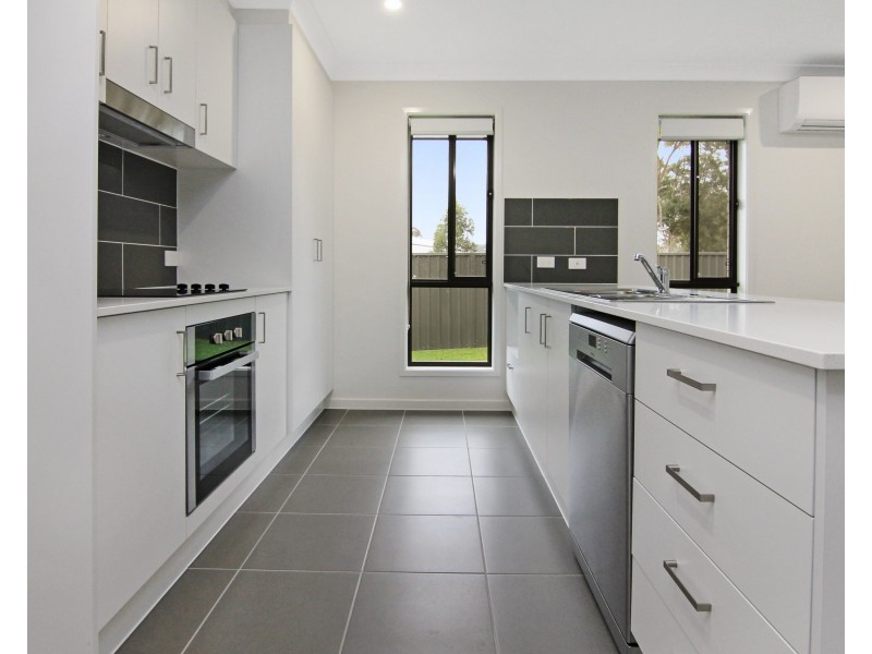1 Turnberry Close, Fletcher NSW 2287
