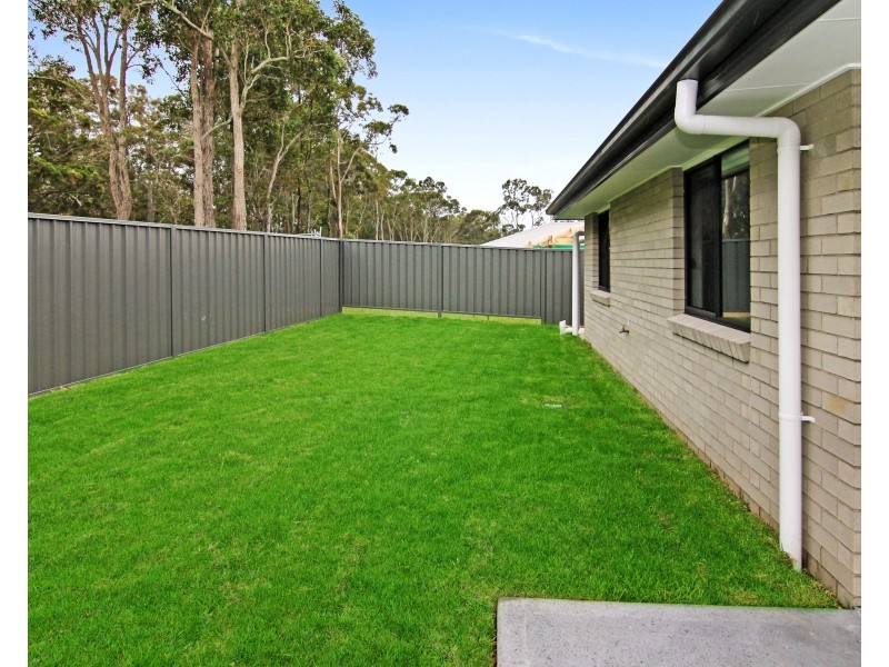 1 Turnberry Close, Fletcher NSW 2287