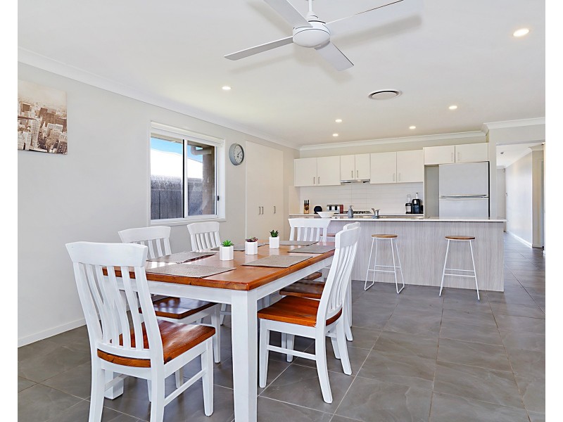 16 Foxtail Street, Fern Bay NSW 2295