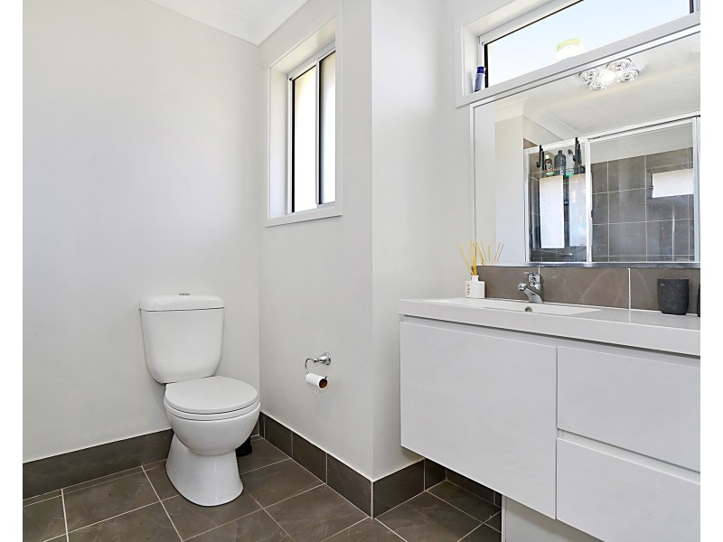 16 Foxtail Street, Fern Bay NSW 2295