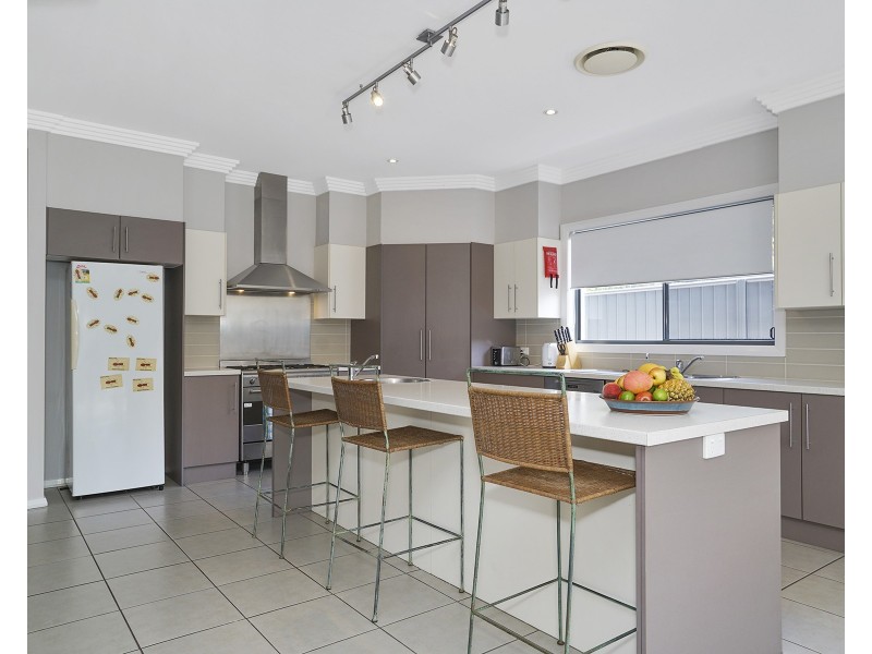 3 Rushland Drive, Fern Bay NSW 2295