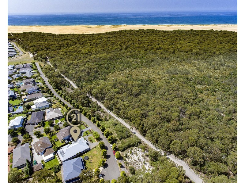 3 Rushland Drive, Fern Bay NSW 2295