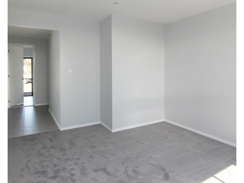 5 Lamb Street, Boolaroo NSW 2284