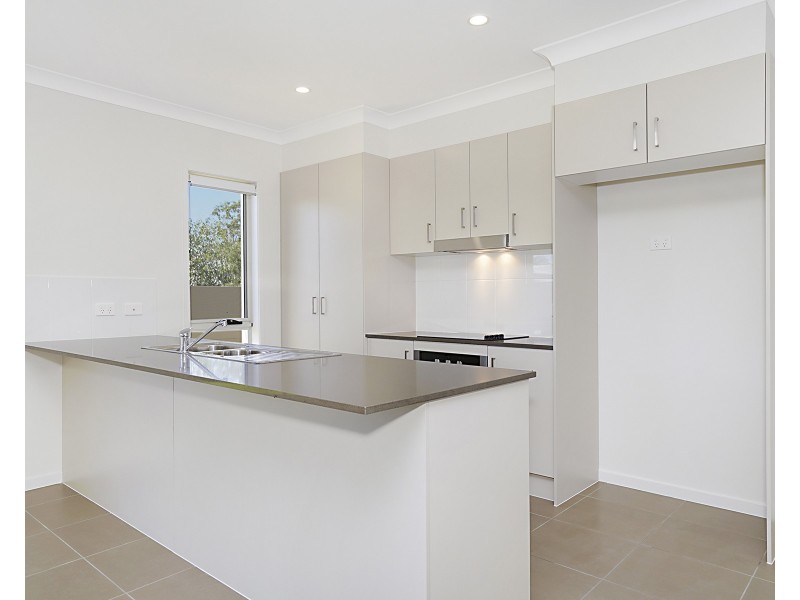 33 Tooze Circuit, North Rothbury NSW 2335