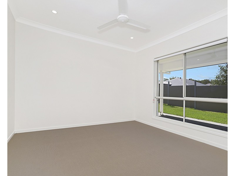 33 Tooze Circuit, North Rothbury NSW 2335