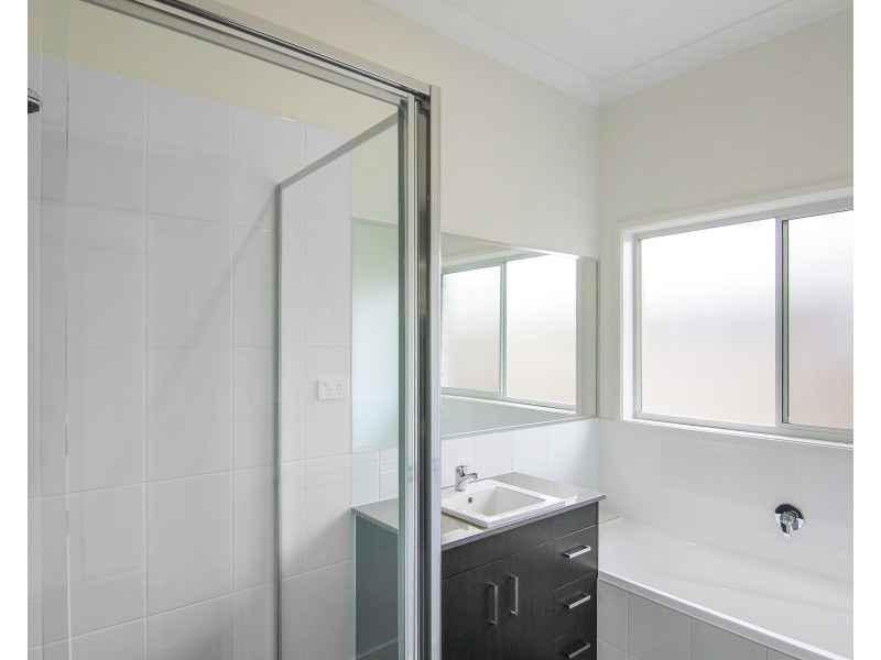 18 Innes Street, North Rothbury NSW 2335