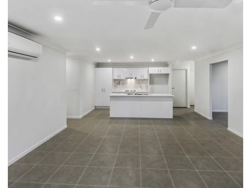 42 Fishermans Drive, Teralba NSW 2284
