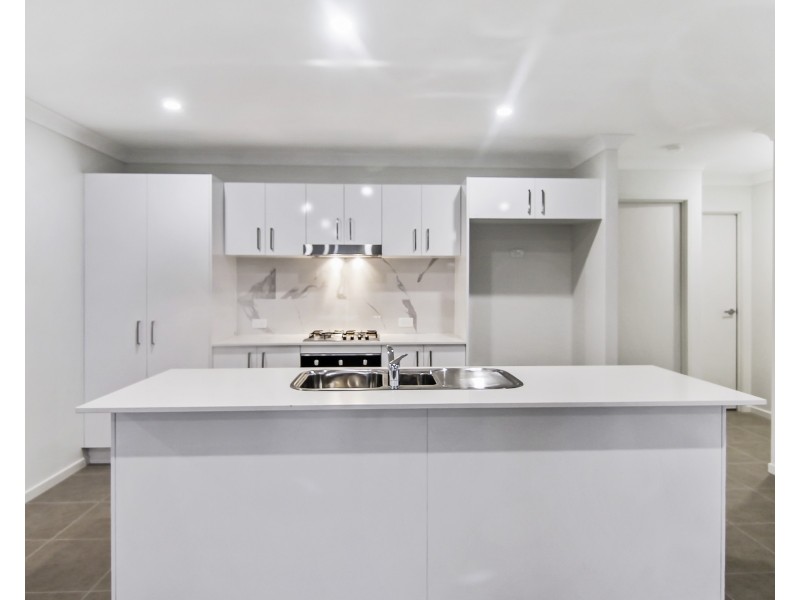 42 Fishermans Drive, Teralba NSW 2284