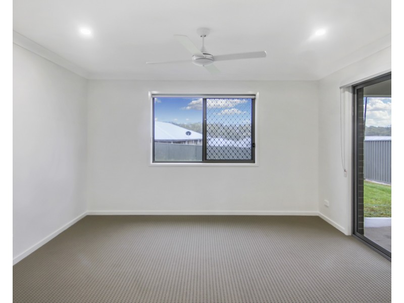 42 Fishermans Drive, Teralba NSW 2284