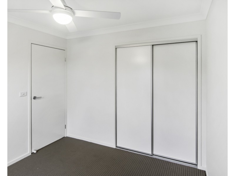 42 Fishermans Drive, Teralba NSW 2284