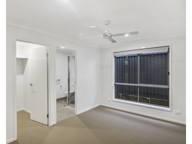 42 Fishermans Drive, Teralba NSW 2284