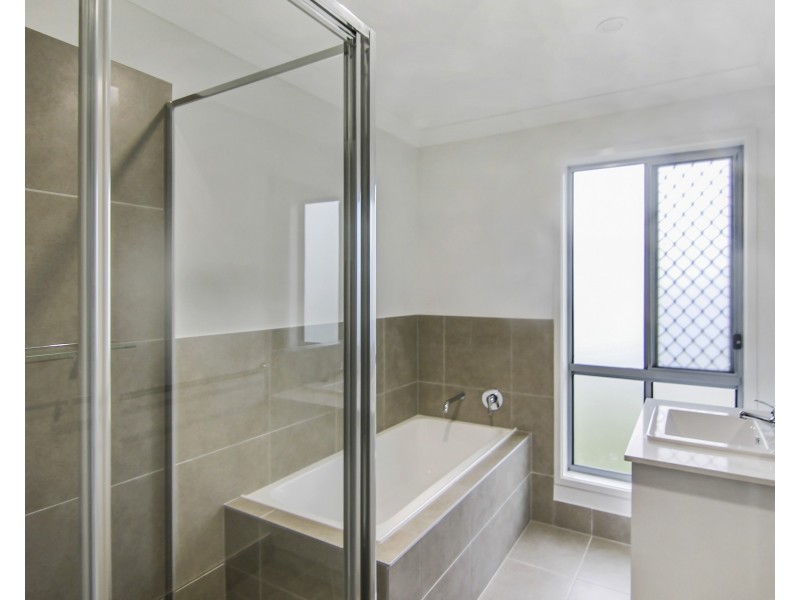 42 Fishermans Drive, Teralba NSW 2284