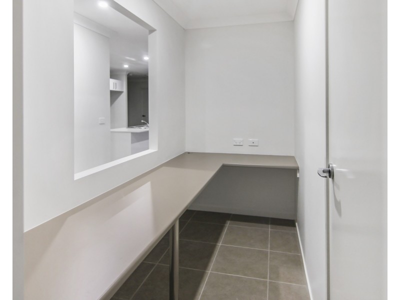 42 Fishermans Drive, Teralba NSW 2284