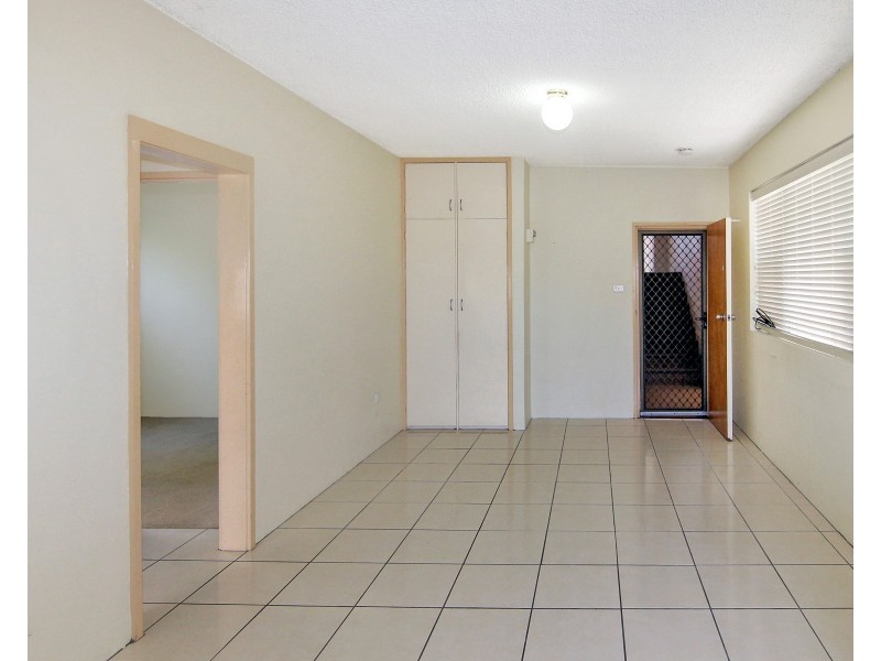 1/2 Noela Avenue, New Lambton NSW 2305