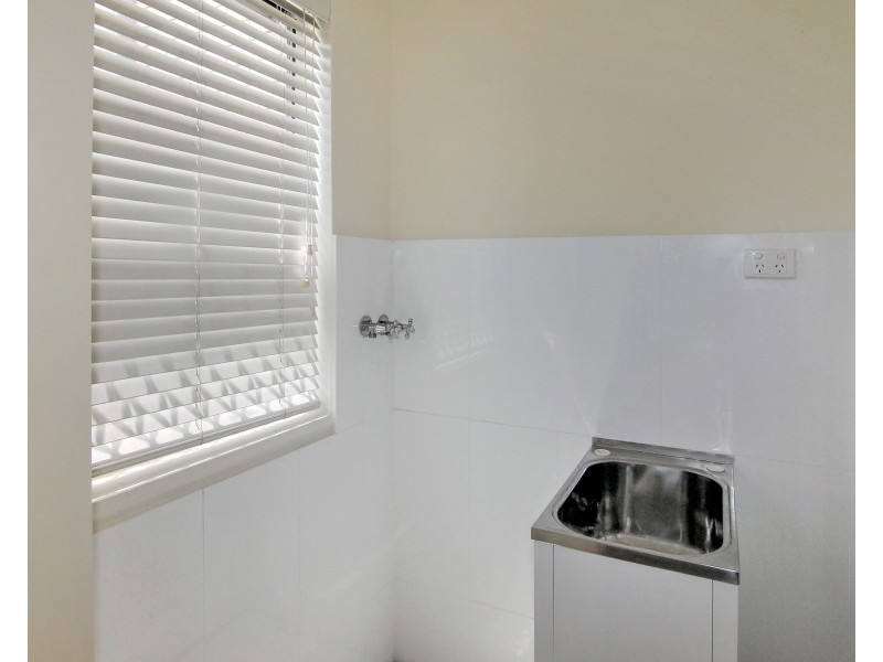 1/2 Noela Avenue, New Lambton NSW 2305