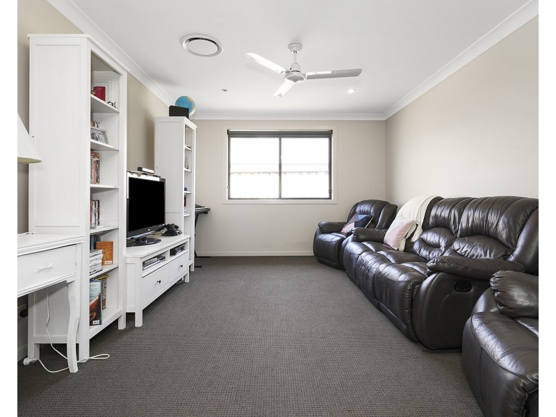 129 Sunningdale Circuit, Medowie NSW 2318
