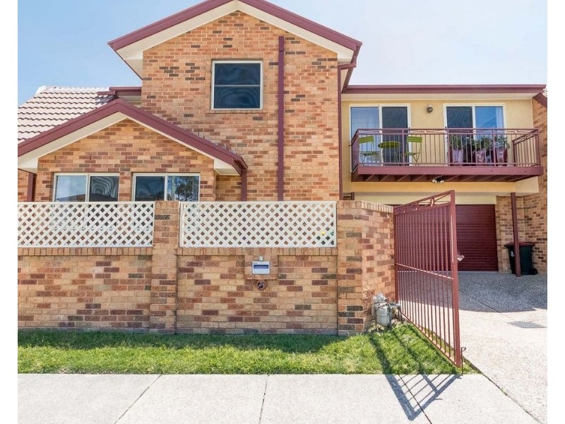 3/49 Everton Street, Hamilton NSW 2303