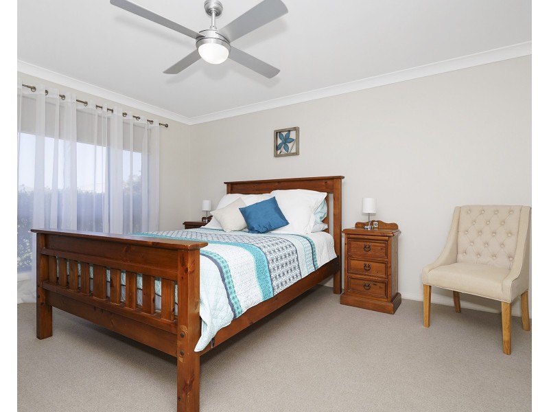 9 Water Street, Fern Bay NSW 2295