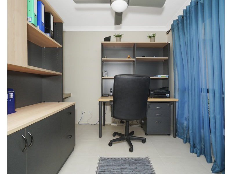 9 Water Street, Fern Bay NSW 2295