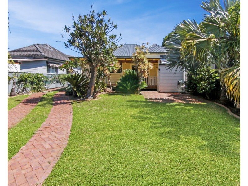186  Kemp Street, Hamilton South NSW 2303