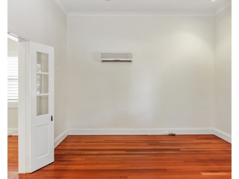 186  Kemp Street, Hamilton South NSW 2303