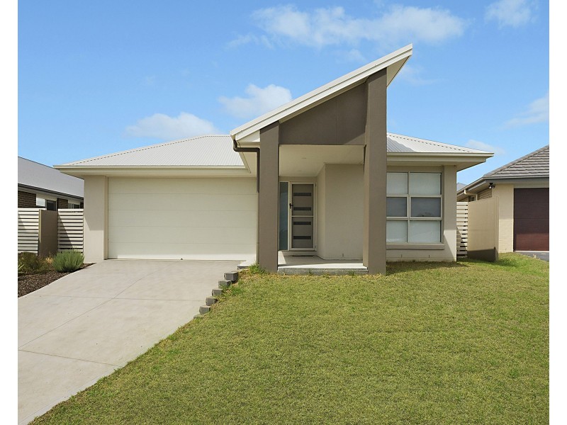 6 Enright Drive, North Rothbury NSW 2335