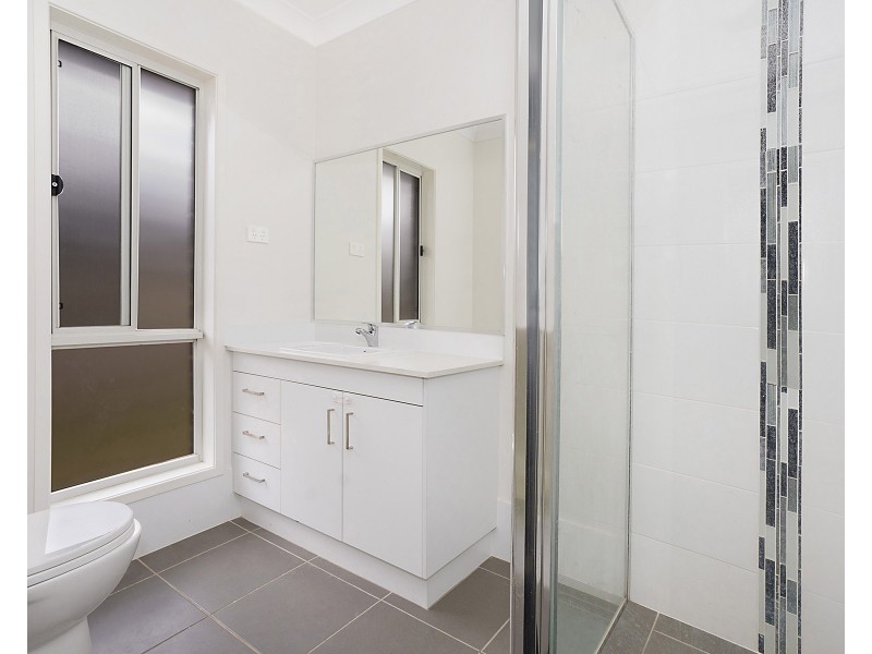 6 Enright Drive, North Rothbury NSW 2335