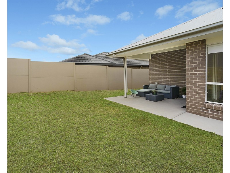 6 Enright Drive, North Rothbury NSW 2335