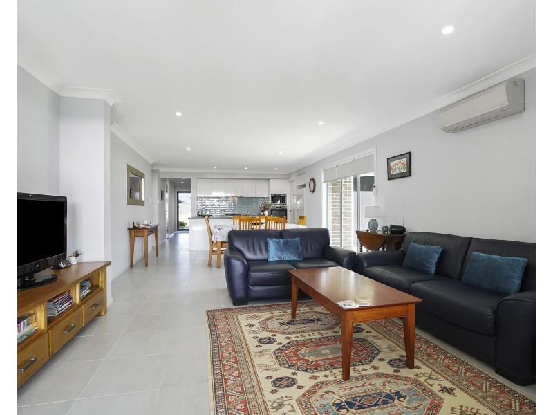 38 Apple Street, Fern Bay NSW 2295