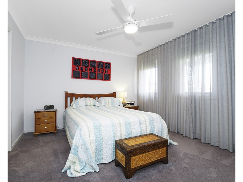 38 Apple Street, Fern Bay NSW 2295