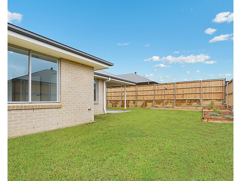 8 Percher Street, Chisholm NSW 2322