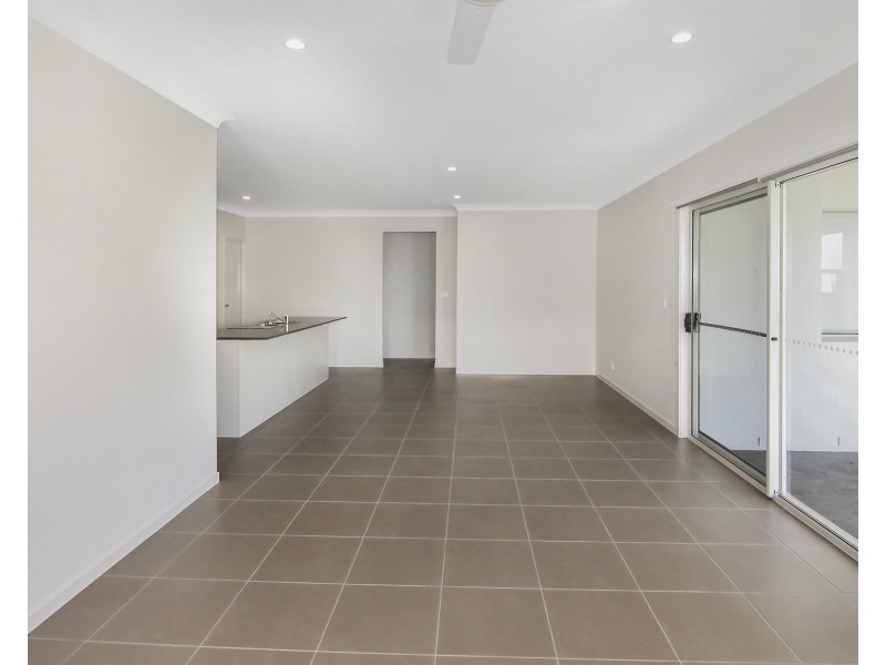 17  Ellerton Avenue, North Rothbury NSW 2335