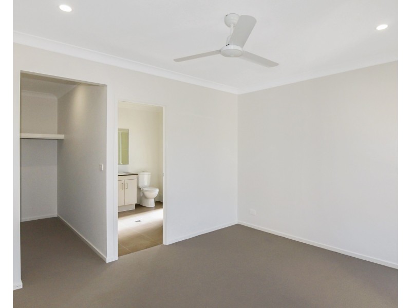 17  Ellerton Avenue, North Rothbury NSW 2335