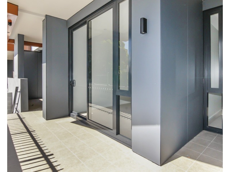 2/23 Newcomen Street, Newcastle NSW 2300