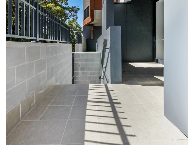 2/23 Newcomen Street, Newcastle NSW 2300