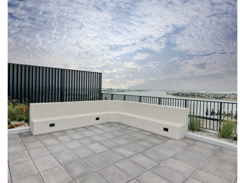 2/23 Newcomen Street, Newcastle NSW 2300